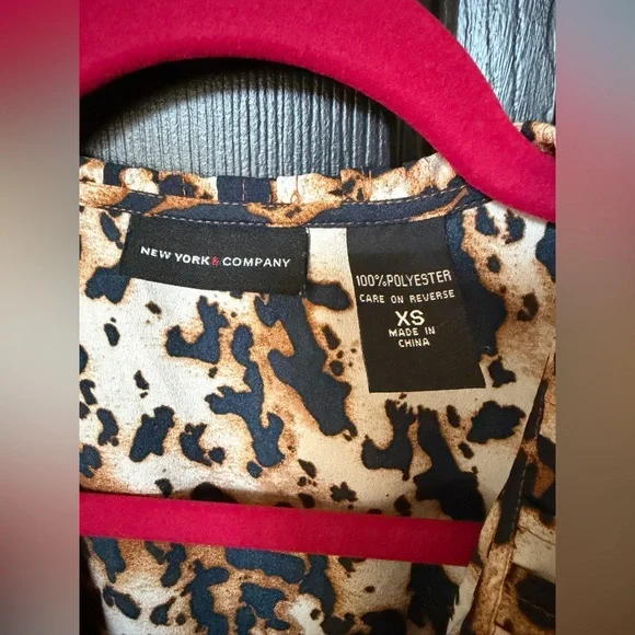 New York & Company Sleeveless Ruffle Leopard-Print Blouse - Tan & Black - Picture 4 of 9